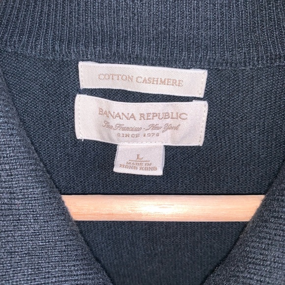 Banana Republic Luxury Cashmere Blend Sweater - Picture 4 of 6